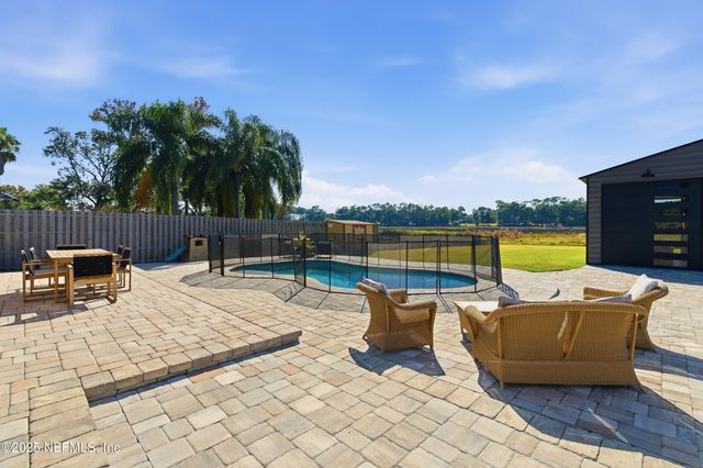 276 BAISDEN Road, Jacksonville, FL 32218