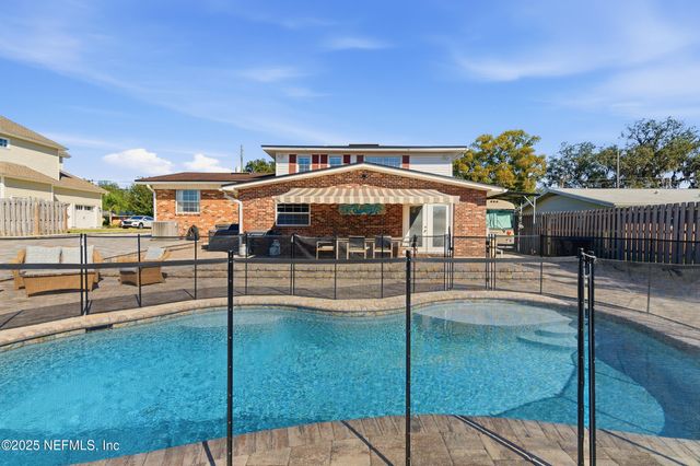 276 BAISDEN Road, Jacksonville, FL 32218