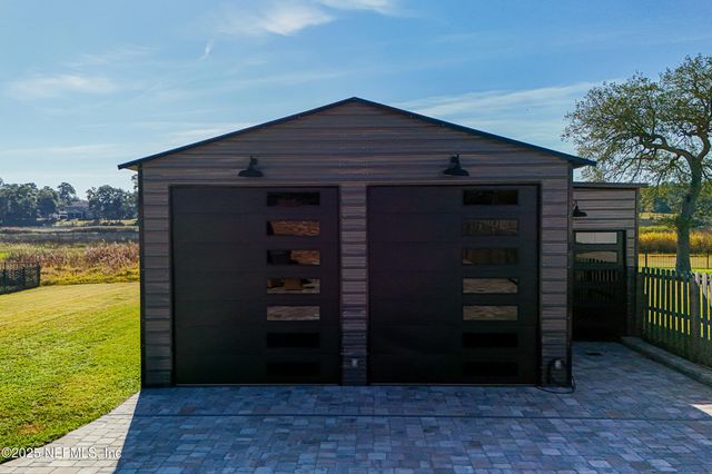 276 BAISDEN Road, Jacksonville, FL 32218