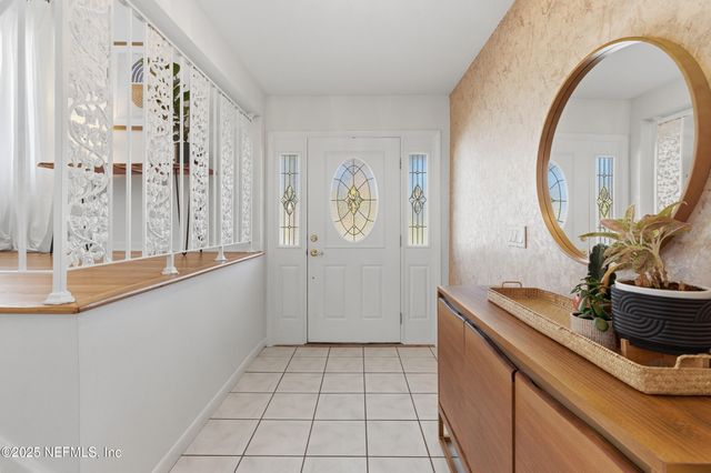 276 BAISDEN Road, Jacksonville, FL 32218