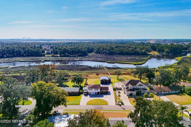276 BAISDEN Road, Jacksonville, FL 32218