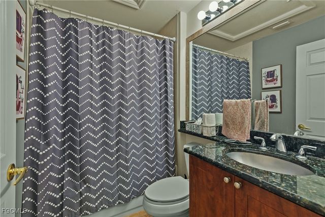 9938 HORSE CREEK RD, Fort Myers, FL 33913