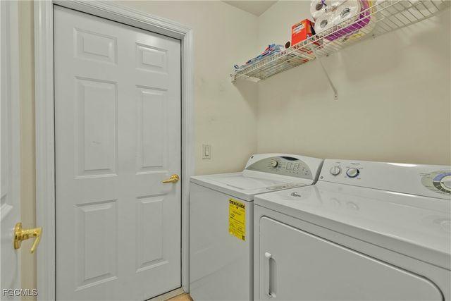 9938 HORSE CREEK RD, Fort Myers, FL 33913