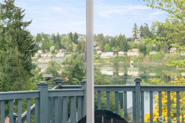 2490 Rocky Point Road NW, Bremerton, WA 98312