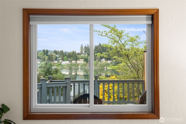 2490 Rocky Point Road NW, Bremerton, WA 98312
