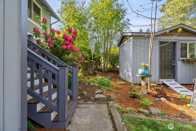 2490 Rocky Point Road NW, Bremerton, WA 98312