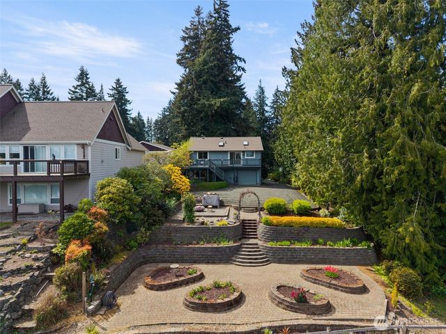 2490 Rocky Point Road NW, Bremerton, WA 98312