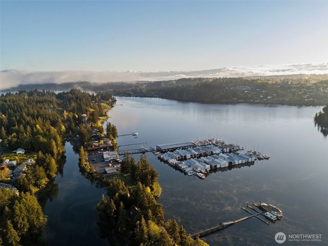 2490 Rocky Point Road NW, Bremerton, WA 98312