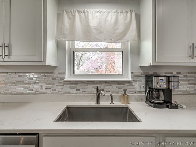 7029 E 63rd Street, Tulsa, OK 74133