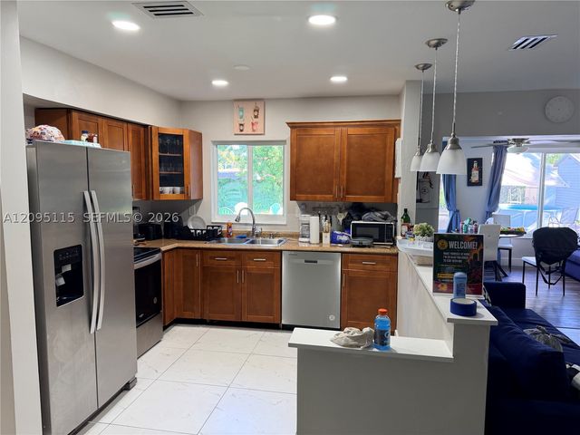 1100 Arizona Ave, Fort Lauderdale, FL 33312