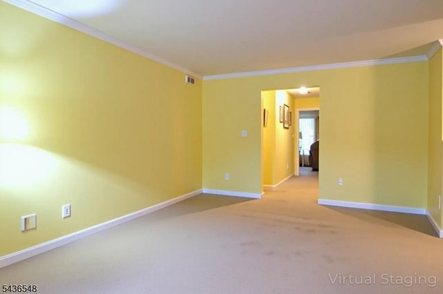 4 Chanda Ct 4, Clifton City, NJ 07012