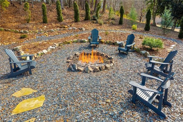 5169 Artesian Spring Drive, Flowery Branch, GA 30542