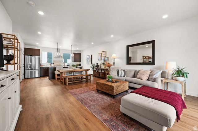 504 E ALICE WAY, Layton, UT 84041