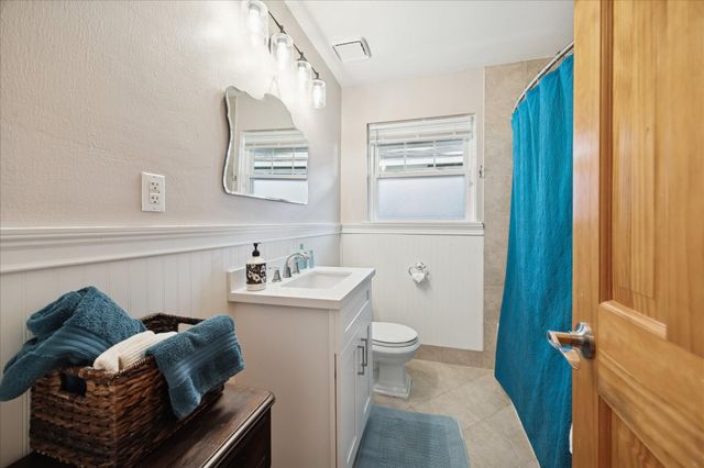 2211 Libbey Drive, Houston, TX 77018