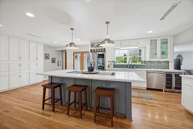 2211 Libbey Drive, Houston, TX 77018