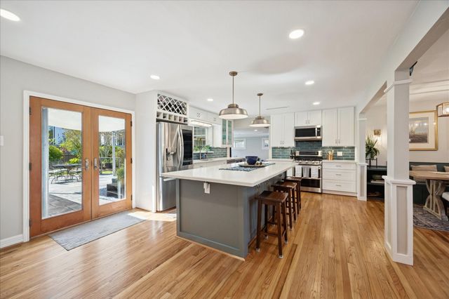 2211 Libbey Drive, Houston, TX 77018