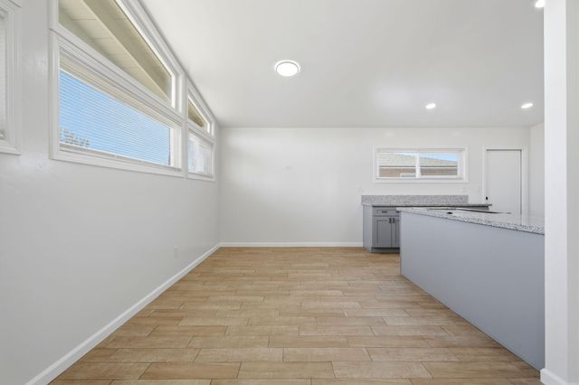 1807 S Bardo Street, Visalia, CA 93277