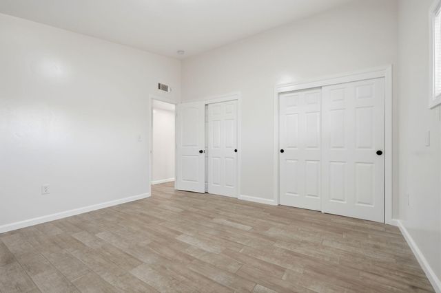 1807 S Bardo Street, Visalia, CA 93277