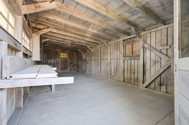 1807 S Bardo Street, Visalia, CA 93277