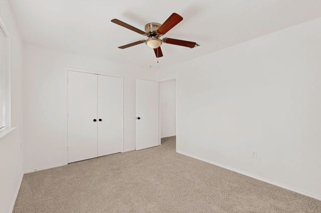 130 Graystone Place, Duncanville, TX 75137