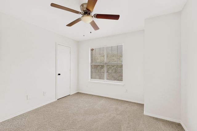 130 Graystone Place, Duncanville, TX 75137