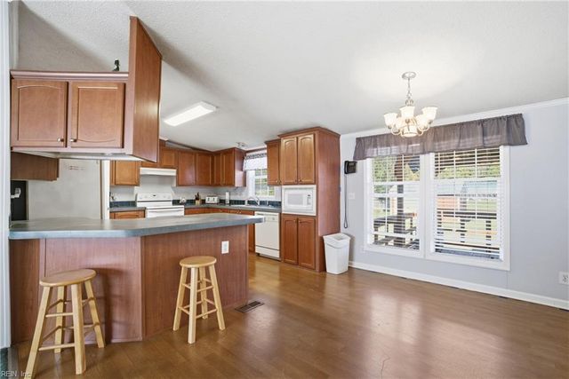 207 Katies TRL, Elizabeth City, NC 27909