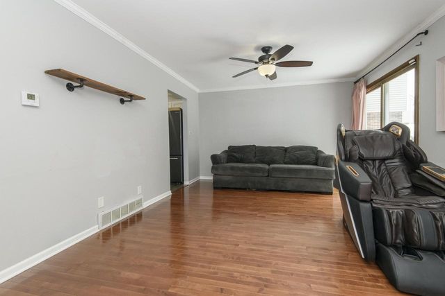 4818 S 19th STREET, Milwaukee, WI 53221