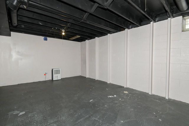 4818 S 19th STREET, Milwaukee, WI 53221