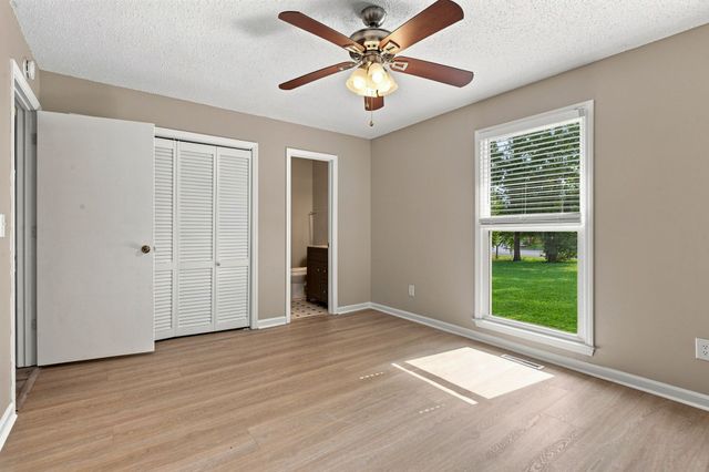 2310 Tinnell Ct, Murfreesboro, TN 37129