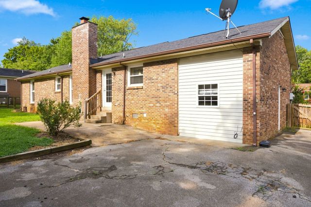 2310 Tinnell Ct, Murfreesboro, TN 37129