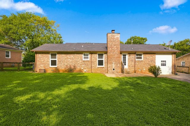 2310 Tinnell Ct, Murfreesboro, TN 37129