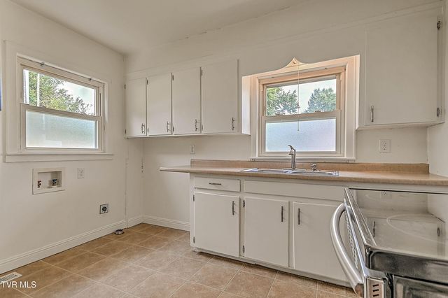 1700 Tremont Avenue, Bristol, TN 37620