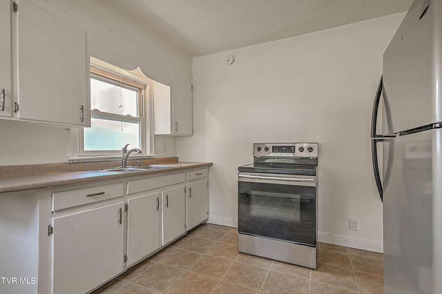 1700 Tremont Avenue, Bristol, TN 37620