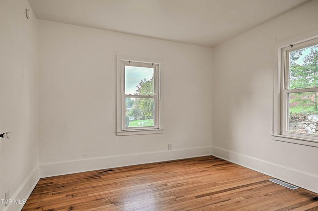 1700 Tremont Avenue, Bristol, TN 37620