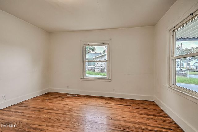 1700 Tremont Avenue, Bristol, TN 37620