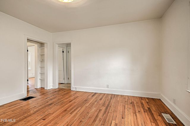 1700 Tremont Avenue, Bristol, TN 37620