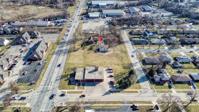 2213 WEBER Road S, Crest Hill, IL 60403
