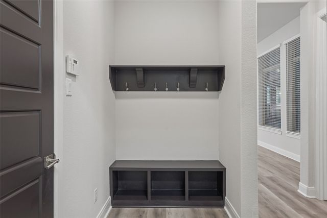 4831 Cypress Thorn Drive, Arlington, TX 76005