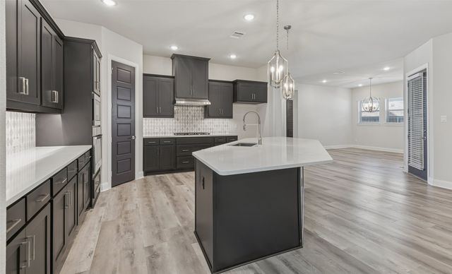 4831 Cypress Thorn Drive, Arlington, TX 76005