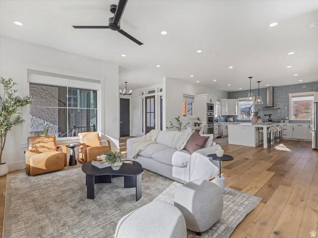 296 E 230 N, Midway, UT 84049