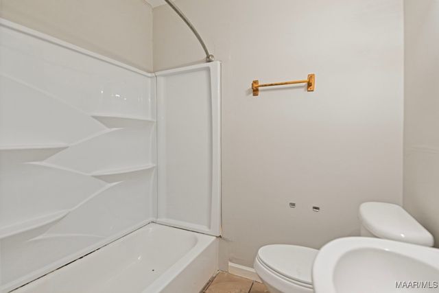 3575 N Wareingwood Drive, Montgomery, AL 36109