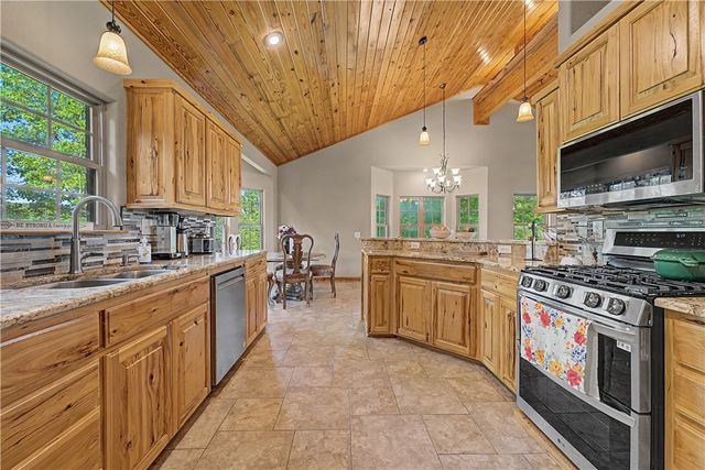 15021 Euston Road, Bella Vista, AR 72714