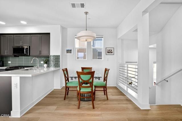 1230 E Thompson Boulevard 107, Ventura, CA 93001