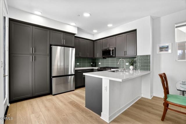 1230 E Thompson Boulevard 107, Ventura, CA 93001