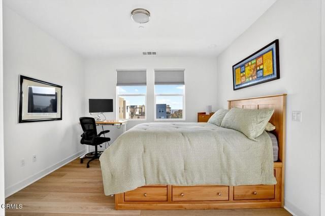 1230 E Thompson Boulevard 107, Ventura, CA 93001