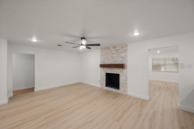 715 Newberry Drive, Richardson, TX 75080