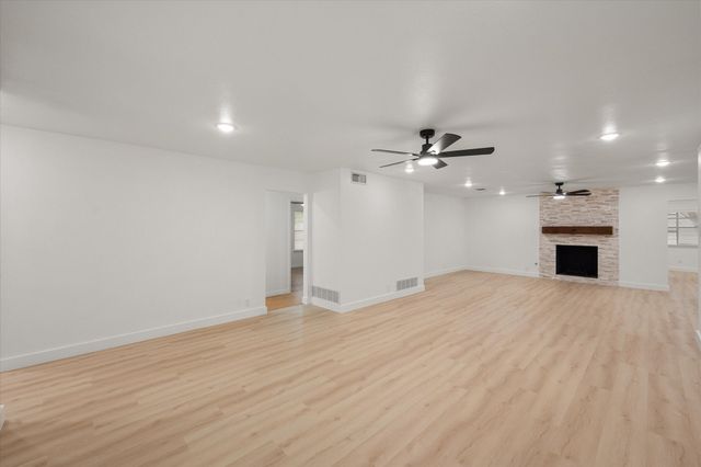 715 Newberry Drive, Richardson, TX 75080