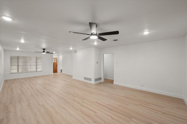 715 Newberry Drive, Richardson, TX 75080