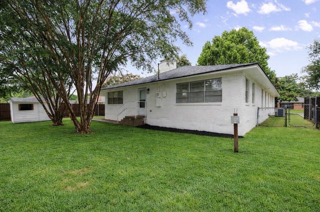 715 Newberry Drive, Richardson, TX 75080