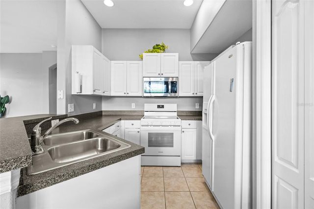322 BRUNELLO DRIVE, Davenport, FL 33897